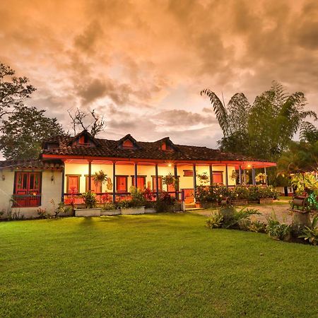El Percal Hacienda Hotel Montenegro Exterior photo