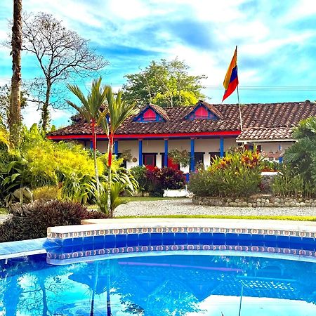El Percal Hacienda Hotel Montenegro Exterior photo